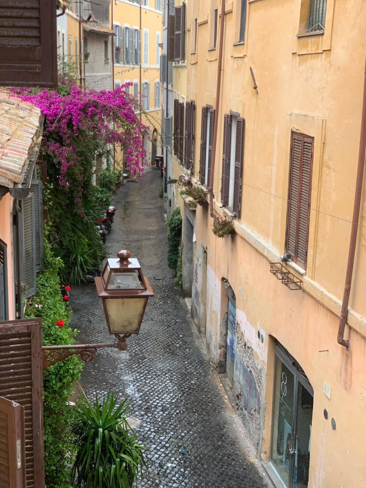 Appartamento Nel Centro Storico. Рим Екстер'єр фото